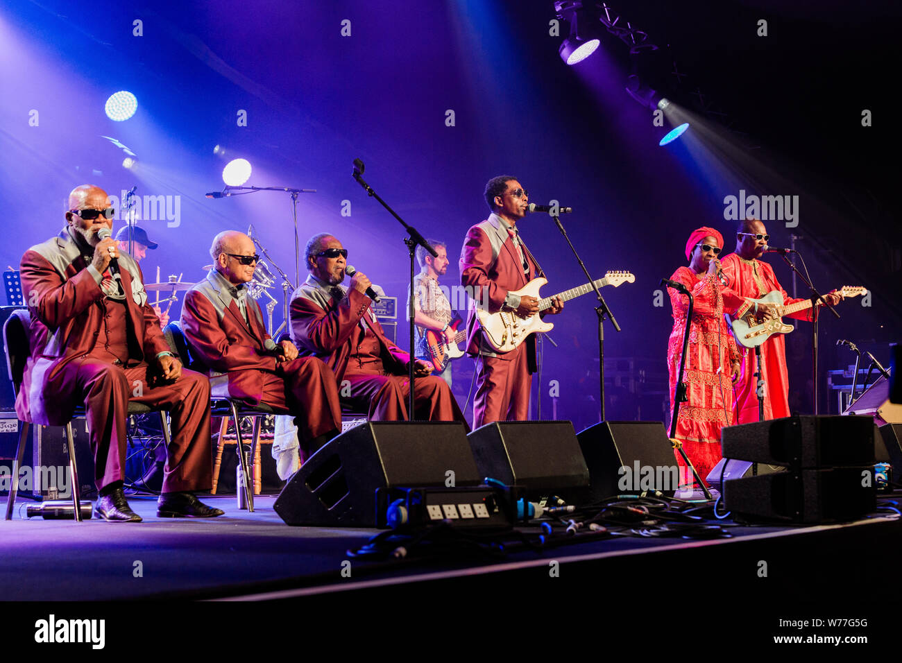 Cambridge, Regno Unito. 4 agosto 2019. I ragazzi ciechi di Alabama e Amadou & Mariam eseguire allo stadio 1 durante il Festival del Folk di Cambridge. Richard Etteridge / Alamy Live News Foto Stock