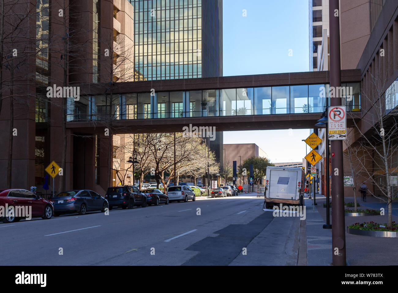 Skyway passaggio tra due edifici nel centro di Dallas Foto Stock