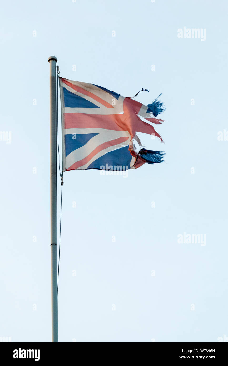 Strappato o strappato Union Jack Flag, REGNO UNITO Foto Stock