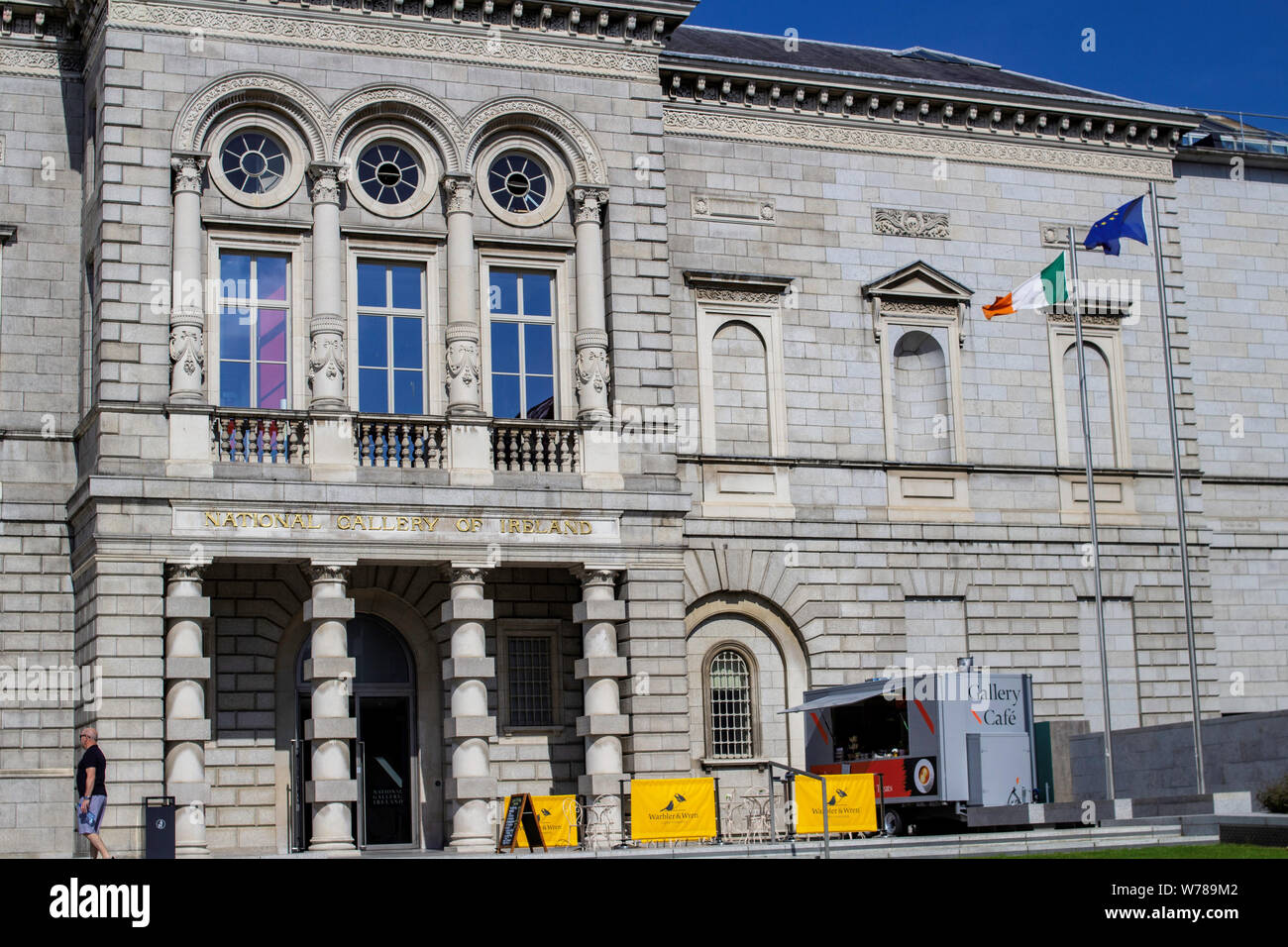 L'ingresso alla Galleria Nazionale dell'Irlanda in Merrion Street. Dublino. Foto Stock
