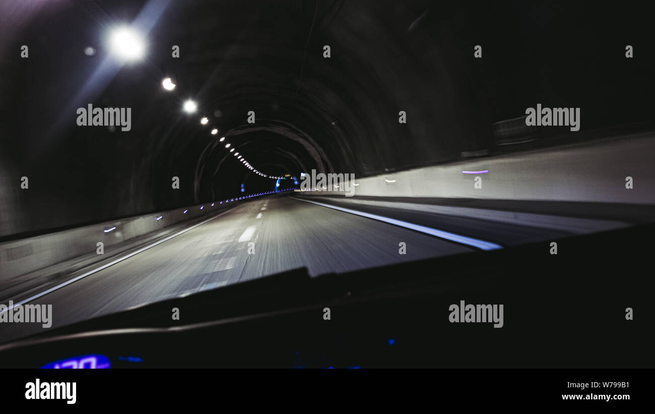 La guida all'interno di un driver di tunnel del punto di vista Foto Stock