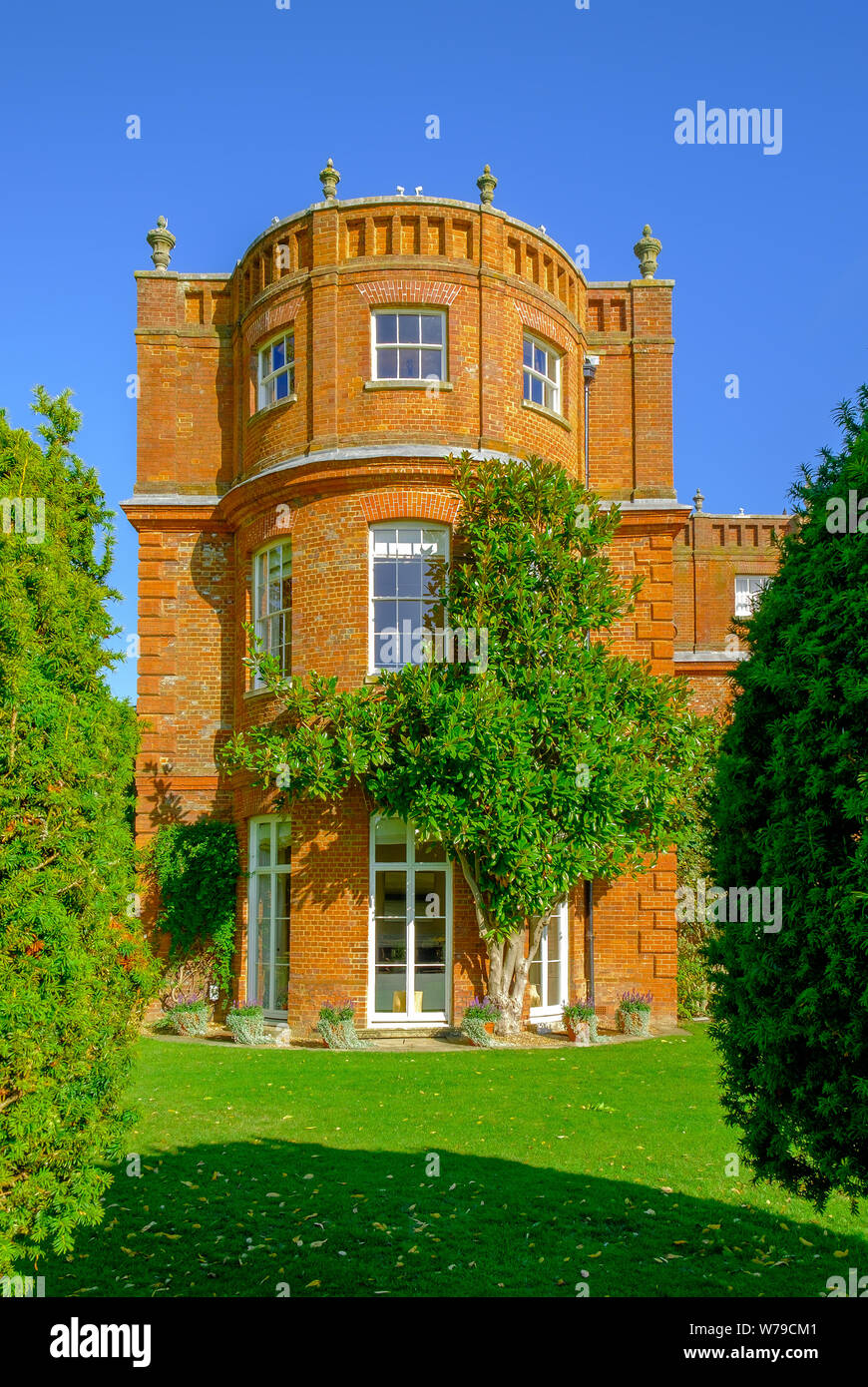 Watford, UK, settembre 2018, vista sul retro dell'hotel Grove in una giornata di sole, Hertfordshire, Inghilterra Foto Stock