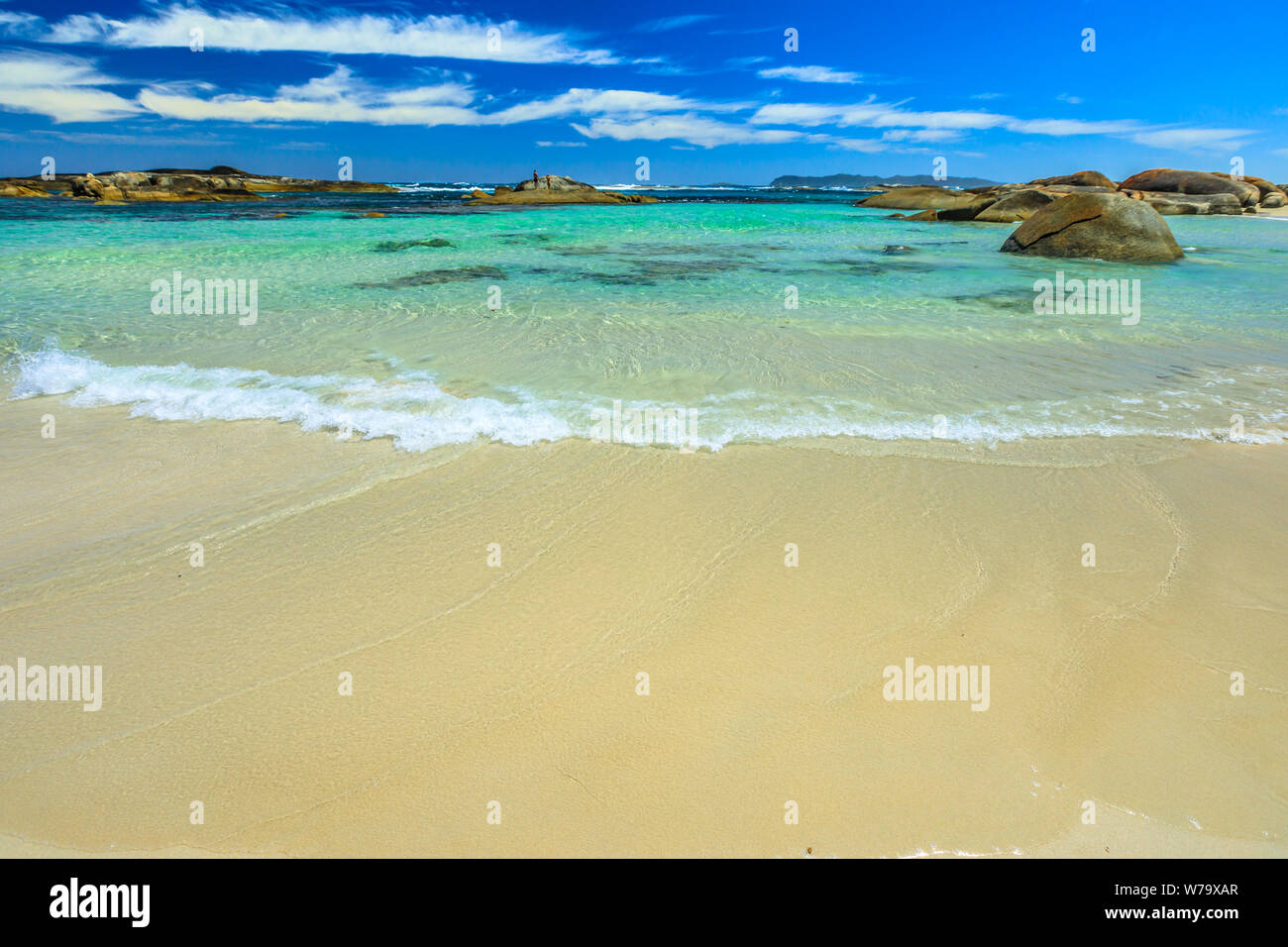 Verdi in piscina a William Bay National Park, Albany, Western Australia. Wallpaper sfondo del mare. Vacanze estive di destinazione. Foto Stock