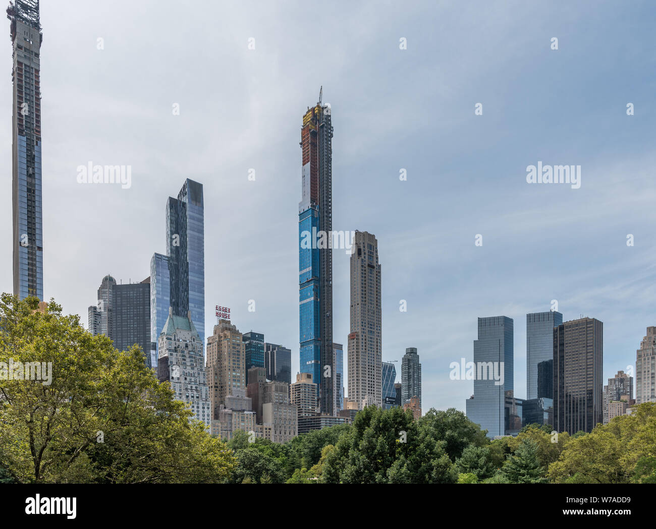 I grattacieli di Midtown visto da Central Park, Manhattan, New York, Stati Uniti d'America Foto Stock