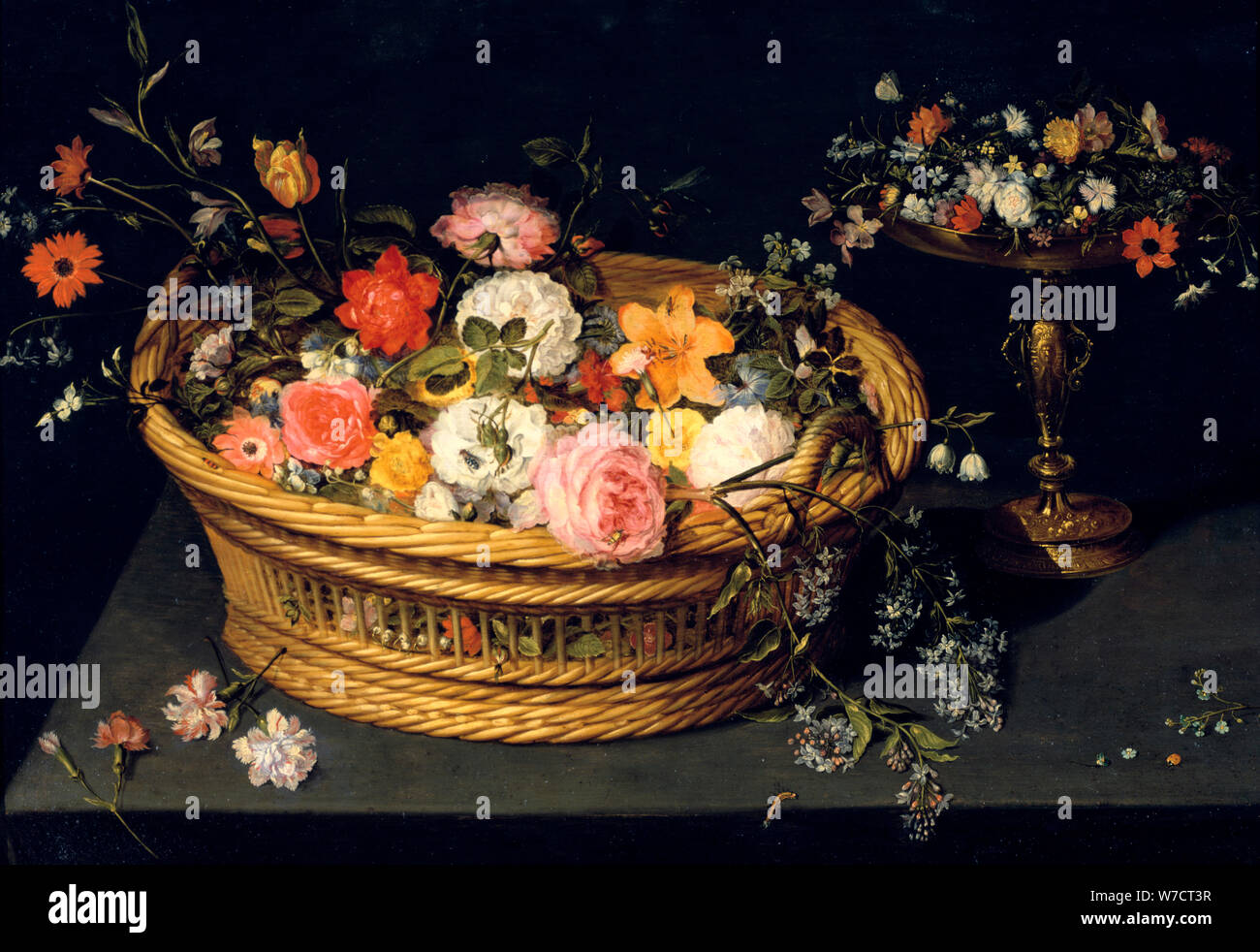 "Cesto fiorito e il calice in argento dorato', still life, xvii secolo. Artista: Jan Bruegel il giovane Foto Stock