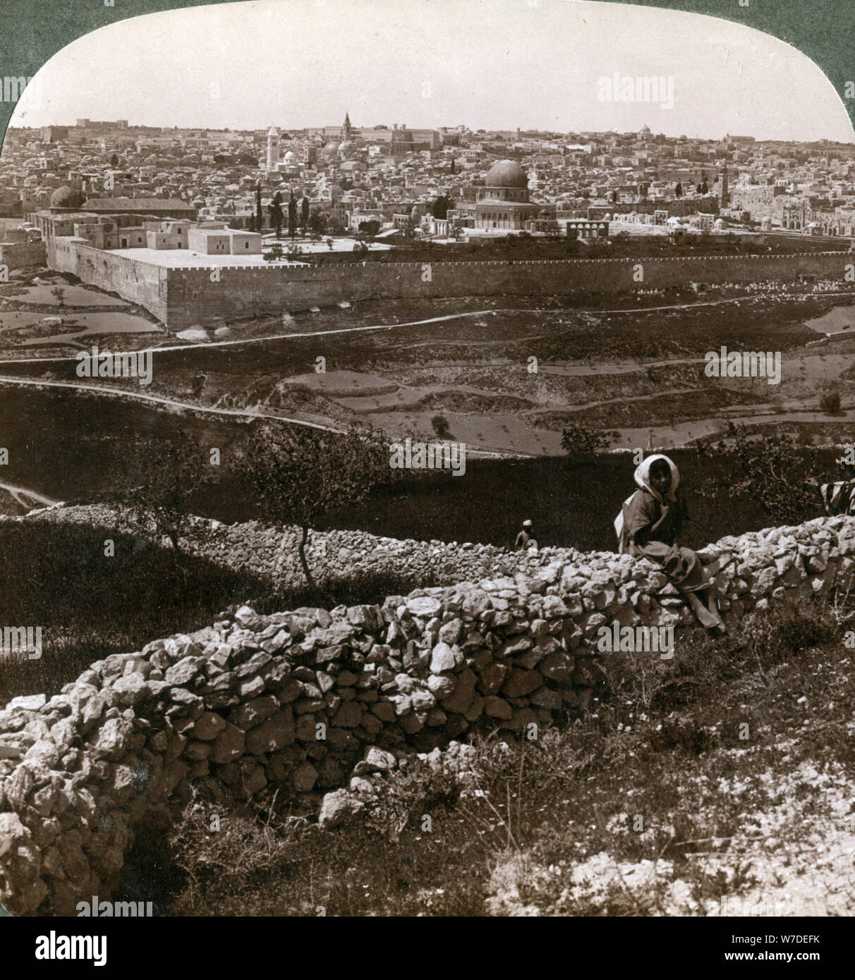Gerusalemme, come visto da sud-est, che mostra il sito del tempio, Palestina, 1900s.Artista: Underwood & Underwood Foto Stock
