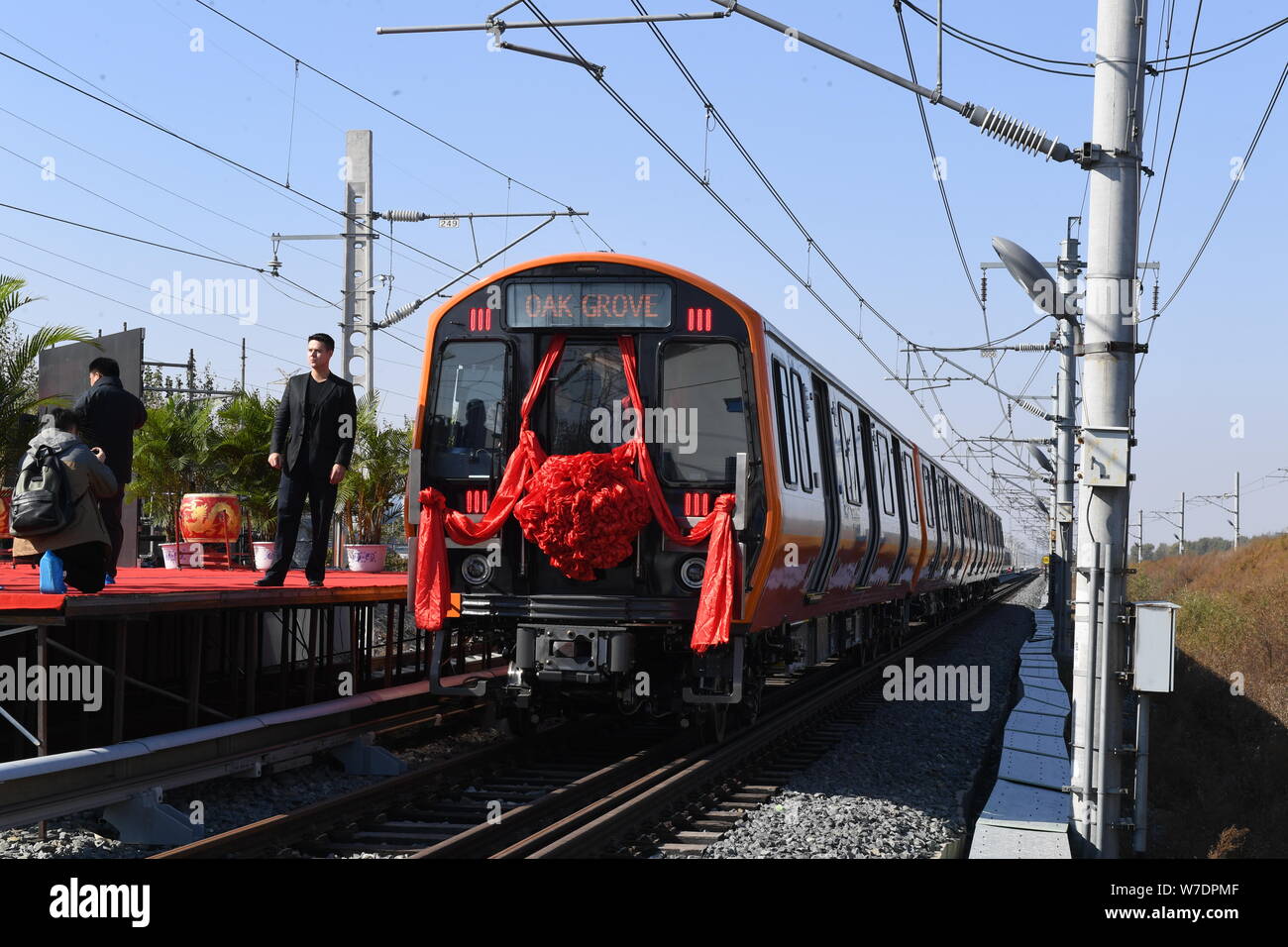 Un treno della metropolitana fabbricato dalla Cina per Boston alla Metropolitana è di nuovo la linea arancione è raffigurato durante il off-line cerimonia al CRRC Changchun veicoli ferroviari C Foto Stock