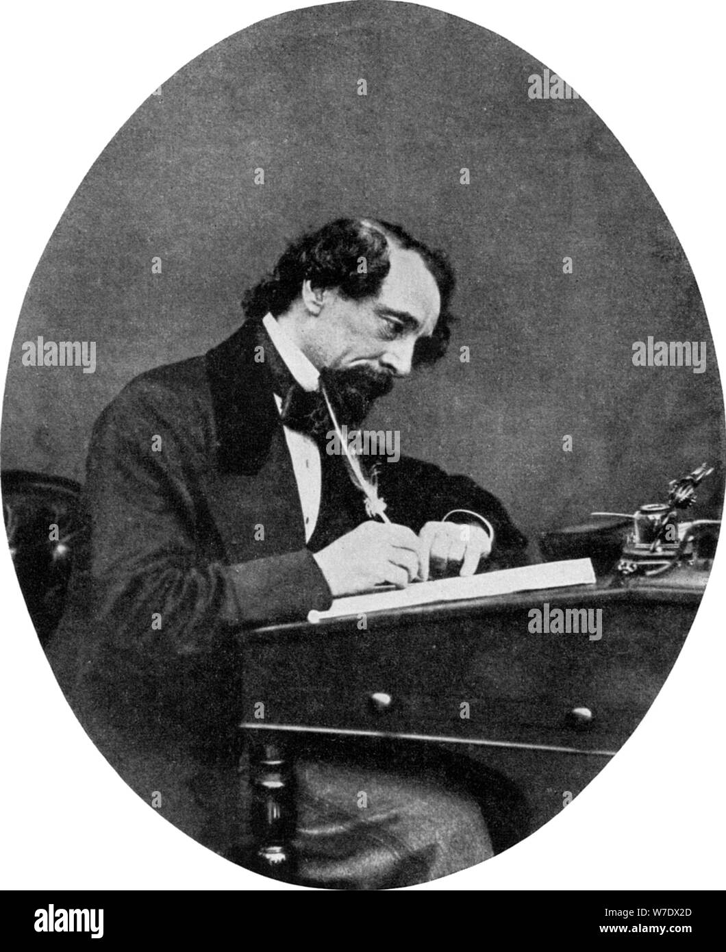 Charles Dickens, romanziere britannico del XIX secolo (1956). Artista: sconosciuto Foto Stock