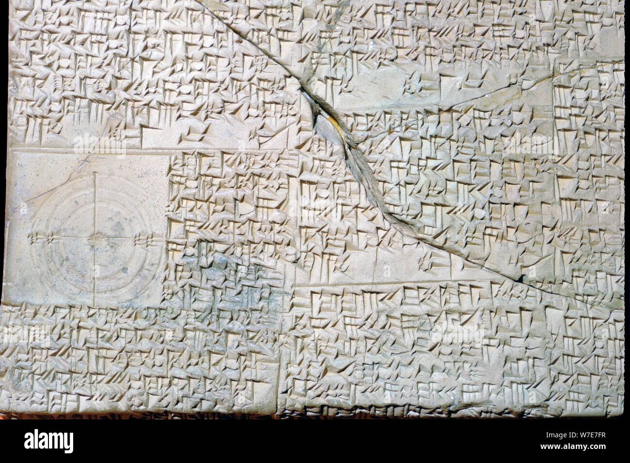 Babilonese di clay tablet con problemi geometrici. Artista: sconosciuto Foto Stock