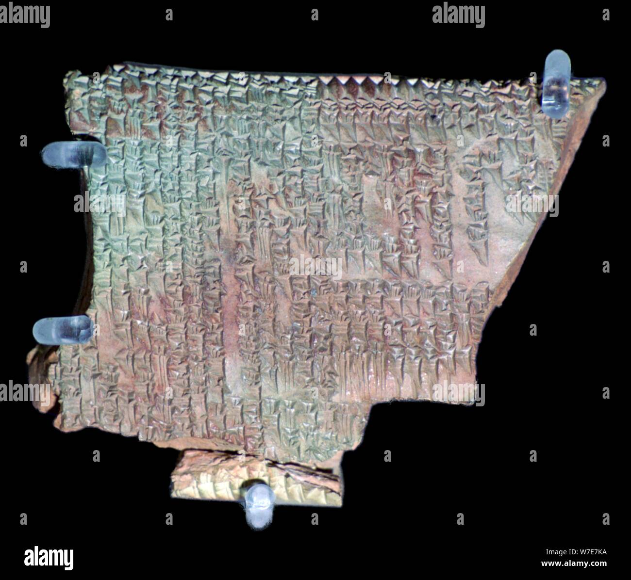Tablet che racconta la leggenda di Etana, da Ninive, nel nord Iraq, Neo-Assyrian, VII secolo A.C. Artista: sconosciuto Foto Stock