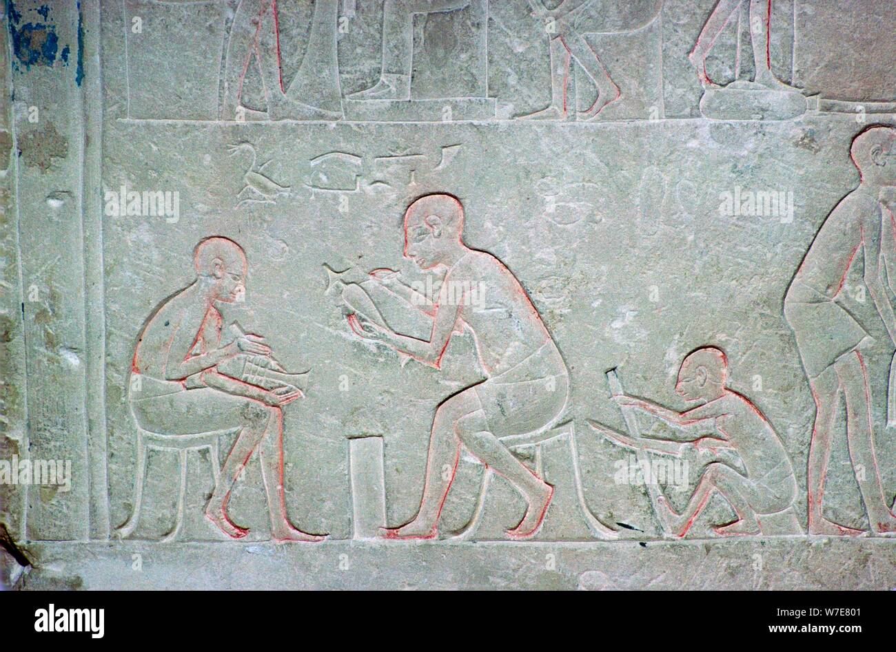 Rilievo egiziano che mostra un vaso di pittori, xiv secolo A.C. Artista: sconosciuto Foto Stock