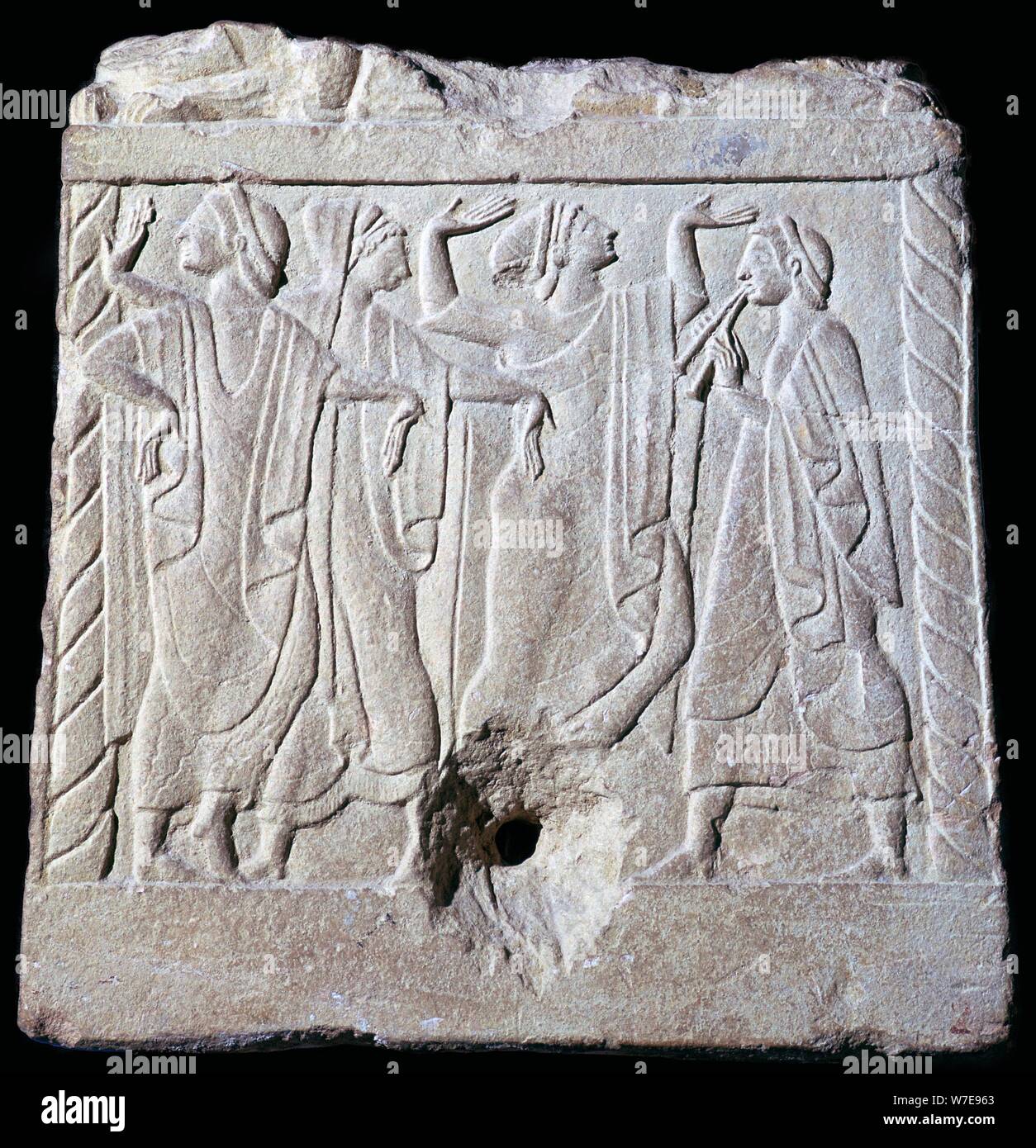 Rilievo etrusco di ballerini e musicisti, VI secolo A.C. Artista: sconosciuto Foto Stock