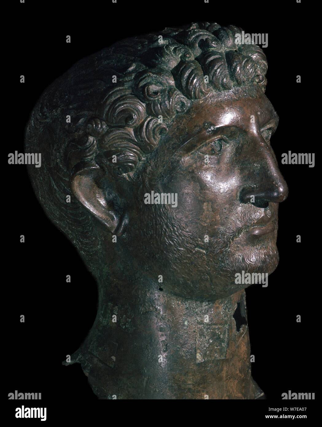 Testa in bronzo di Adriano, 1 ° secolo. Artista: sconosciuto Foto Stock