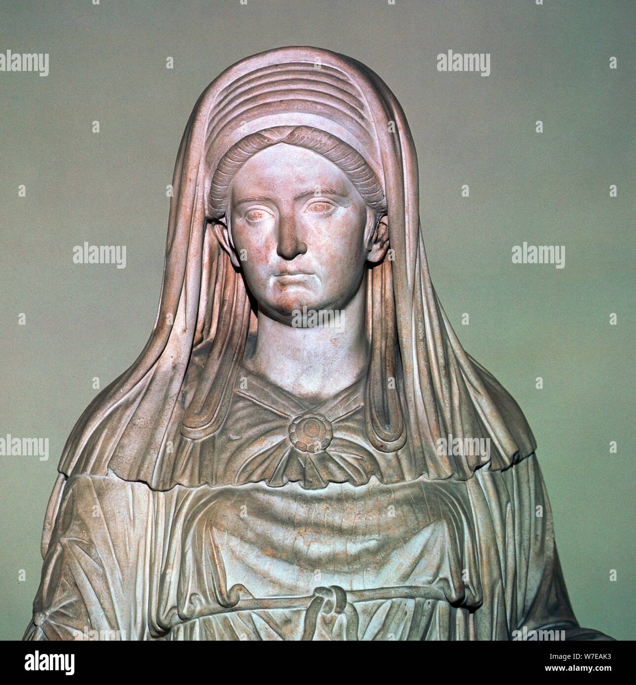 Statua romana della sacerdotessa di Vesta. Artista: sconosciuto Foto Stock