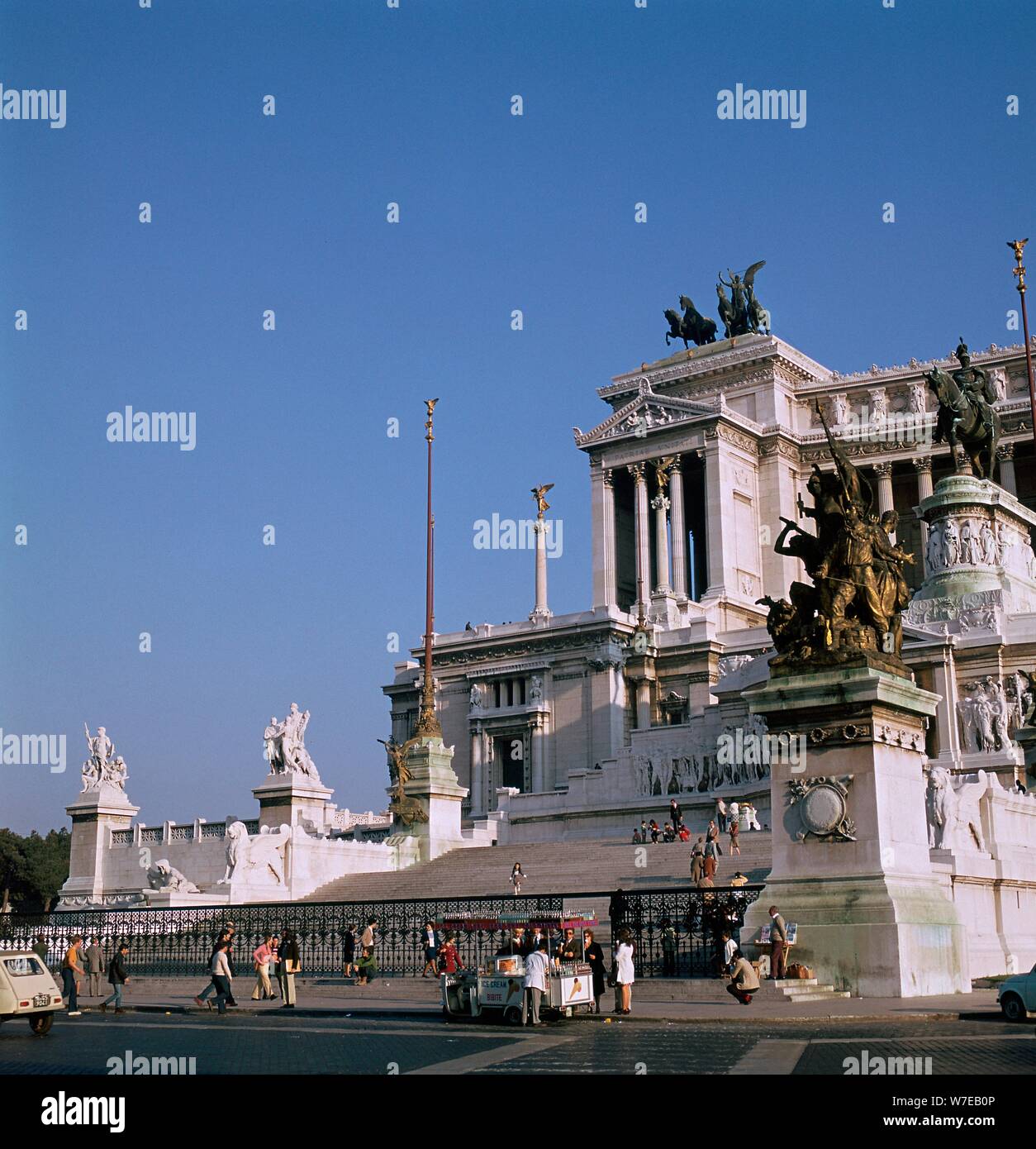 Il monumento a Vittorio Emanuele II in Roma, xix secolo. Artista: Giuseppe Sacconi Foto Stock