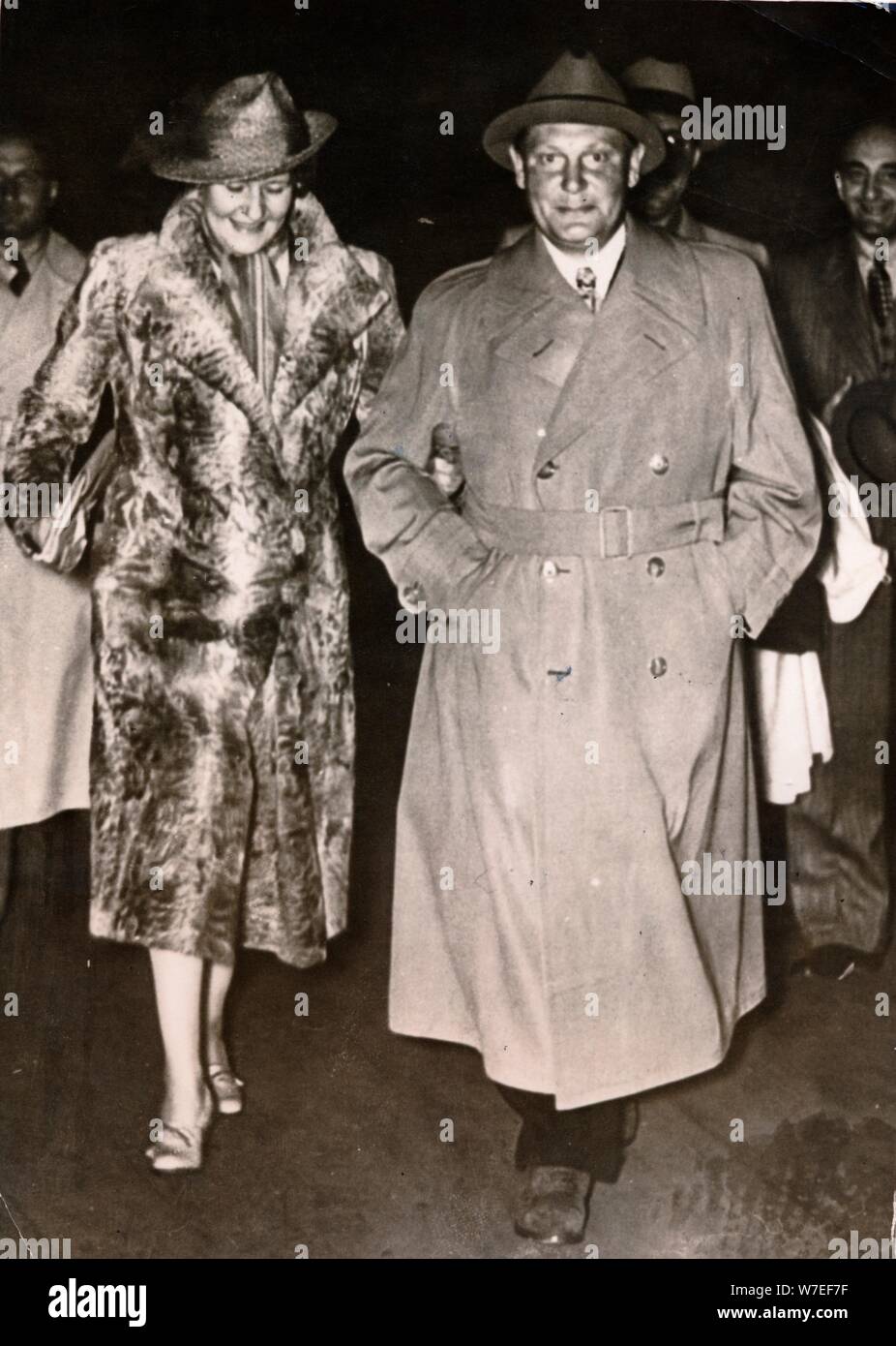 Hermann Göring, uomo politico nazista e leader militare, con sua moglie Emmy, C1935-c1945. Artista: sconosciuto Foto Stock