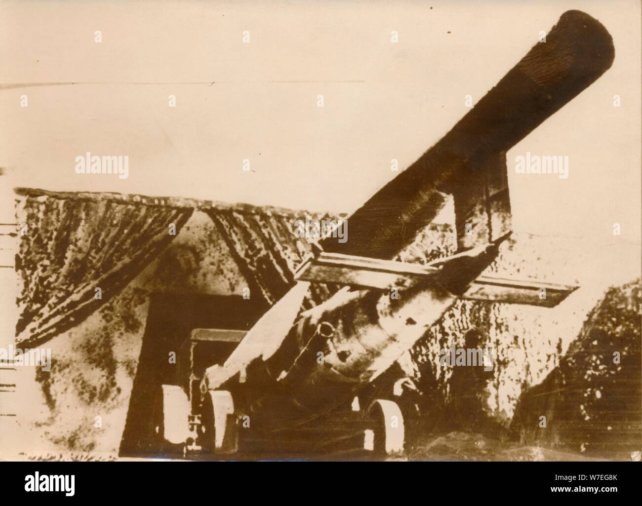 Vista posteriore di una V-1 battenti bomba, 1940s. Artista: sconosciuto Foto Stock