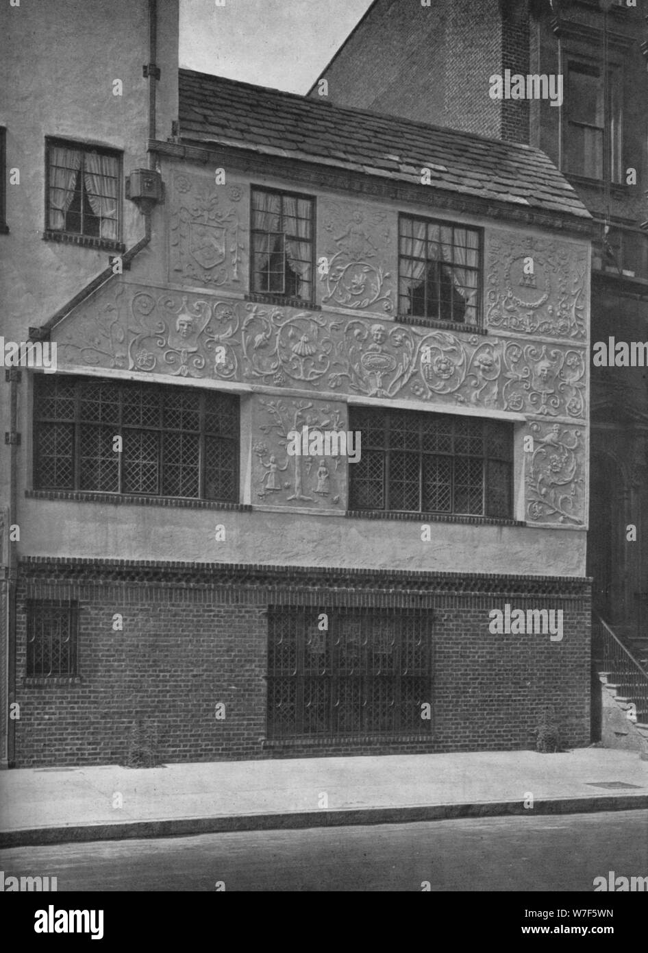 Dettaglio del lavoro parge, ufficio e residenza di Frederick Sterner, New York, 1922. Artista: sconosciuto. Foto Stock