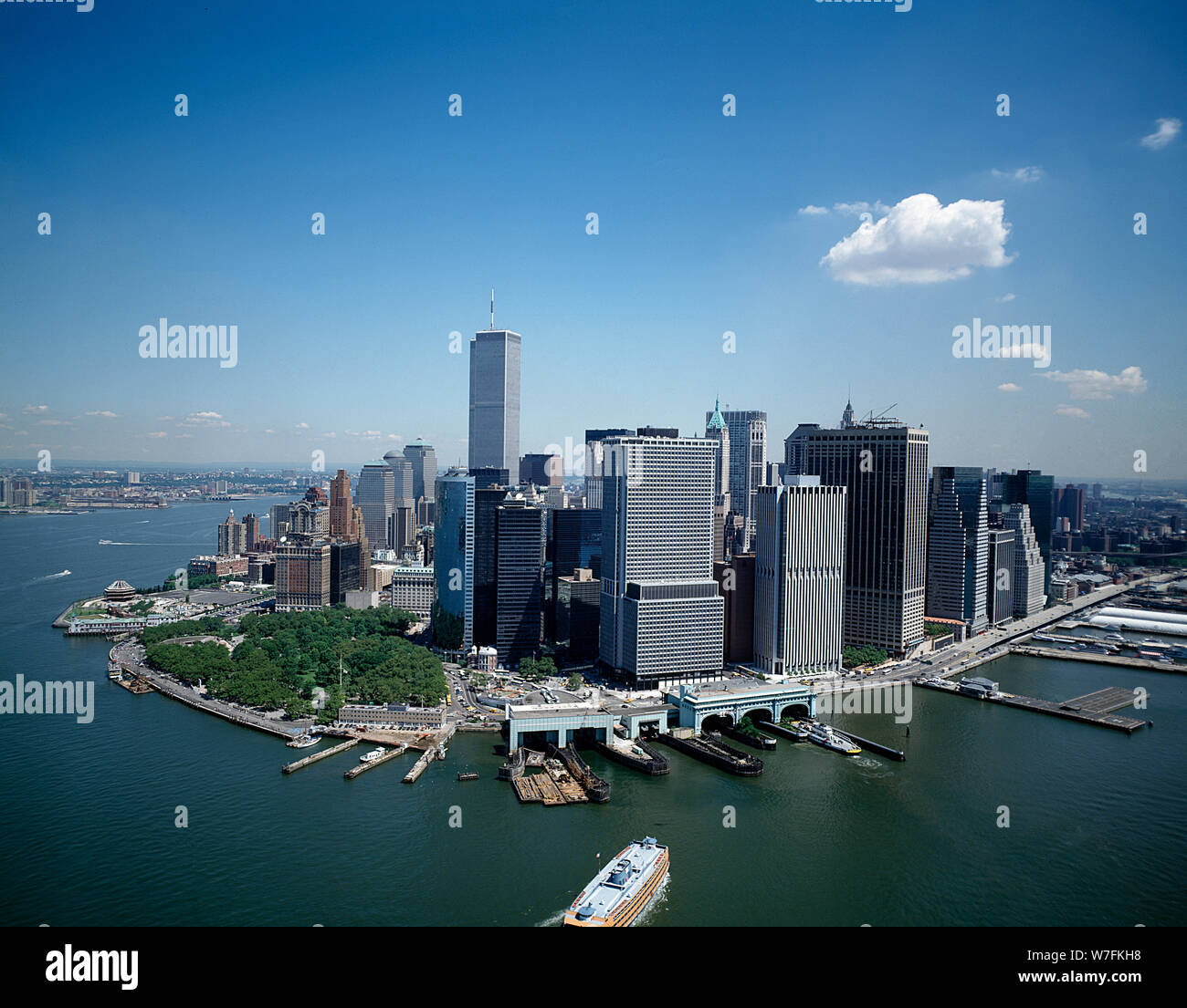 Antenna vista sullo skyline di Manhattan, New York City, prima di Settembre 11, 2001 Foto Stock