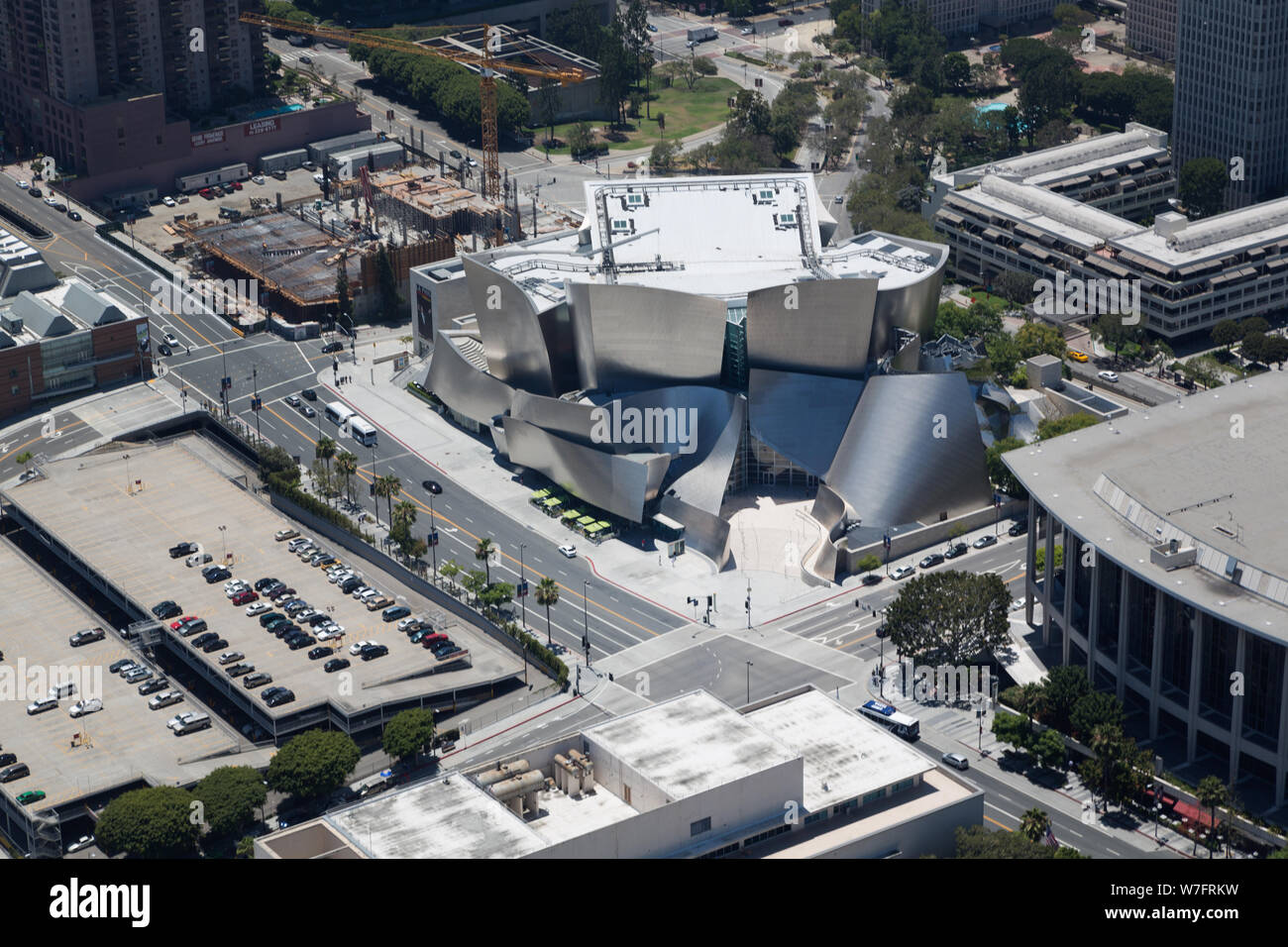 Vista aerea del Walt Disney Concert Hall di Los Angeles, California Foto Stock