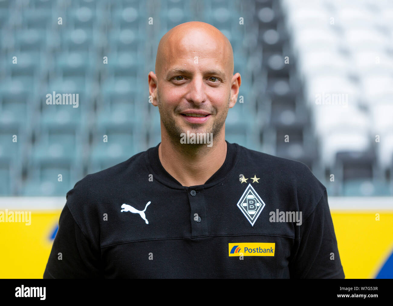 Calcio, Bundesliga, 2019/2020, Borussia Moenchengladbach, premere il tasto di ripresa fotografica, ritratto, goalkeeping coach Krebs Steffen Foto Stock