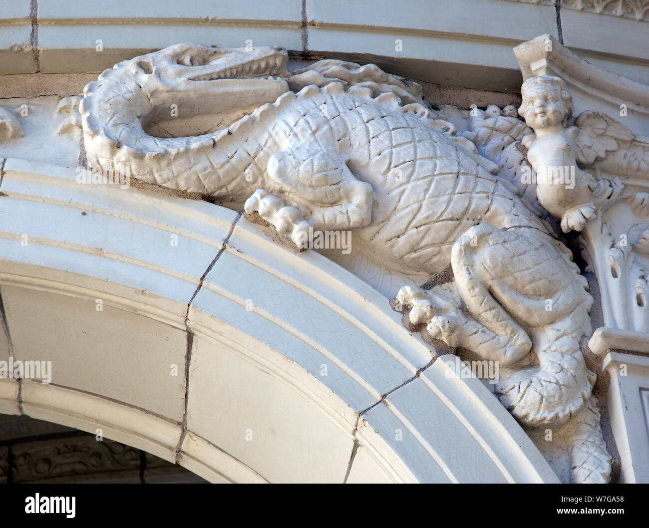 Dettagli architettonici su edifici di appartamenti, Connecticut Ave., NW, vicino al centro cittadino di Washington, D.C. Foto Stock