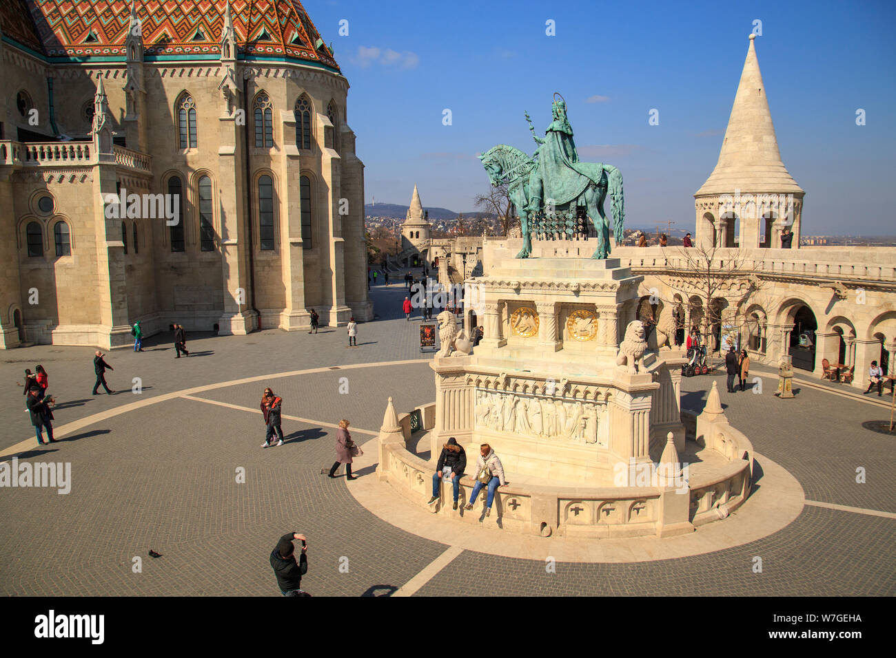 Equitazione di Stephe dal pescatore*s Bastion , Budapest, Ungheria Foto Stock