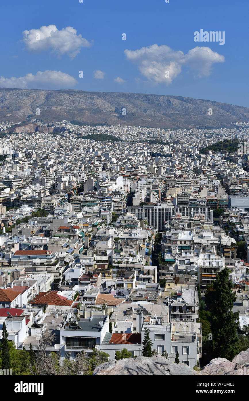 La Grecia, Atene: Vista della città dall'Acropoli. Edifici nel centro della città. Foto Stock