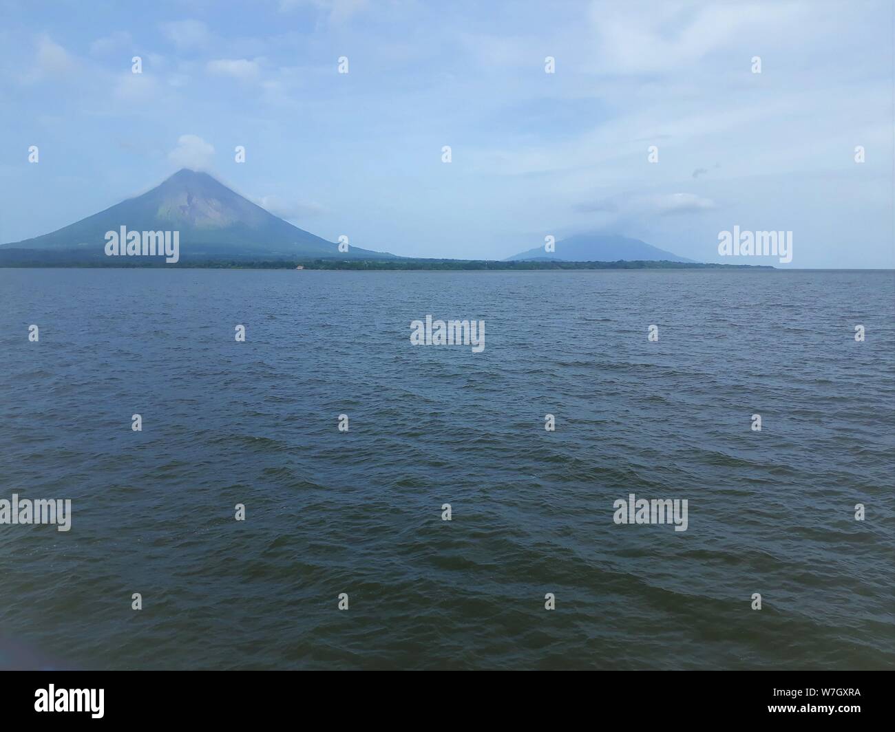 Barca a Ometepe Nicaragua. Concepción Volcan, Lago di Nicaragua Foto Stock