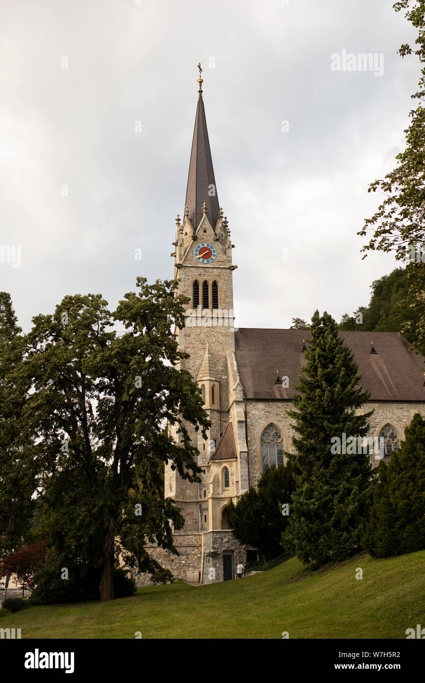 San Fiorino Cattedrale, un XIX secolo in stile neo-gotico chiesa cattolica a Vaduz, Liechtenstein. Foto Stock