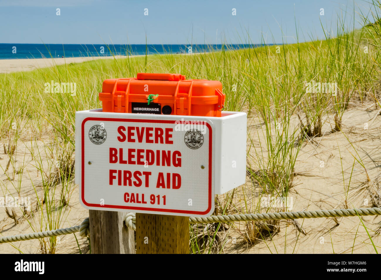 Squalo attacca una grave emorragia Kit di primo soccorso Foto Stock