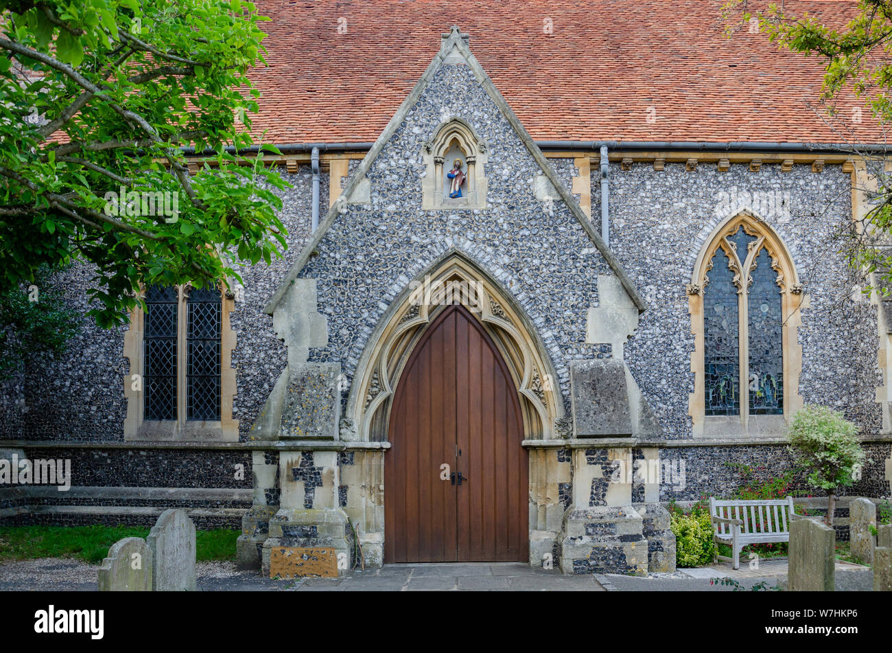 Un ingresso in San Giacomo il Minore chiesa in Pangbourne in West Berkshire, Regno Unito. Foto Stock