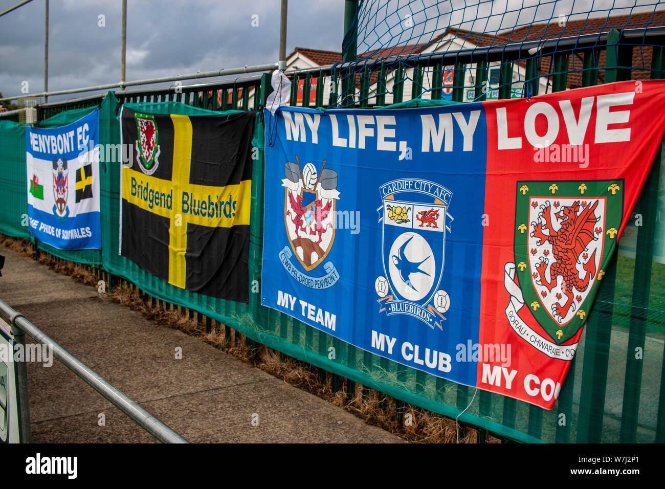 Penybont v Cardiff City amichevole a Bryntirion Park il 6 agosto 2019. Lewis Mitchell/YCPD. Foto Stock