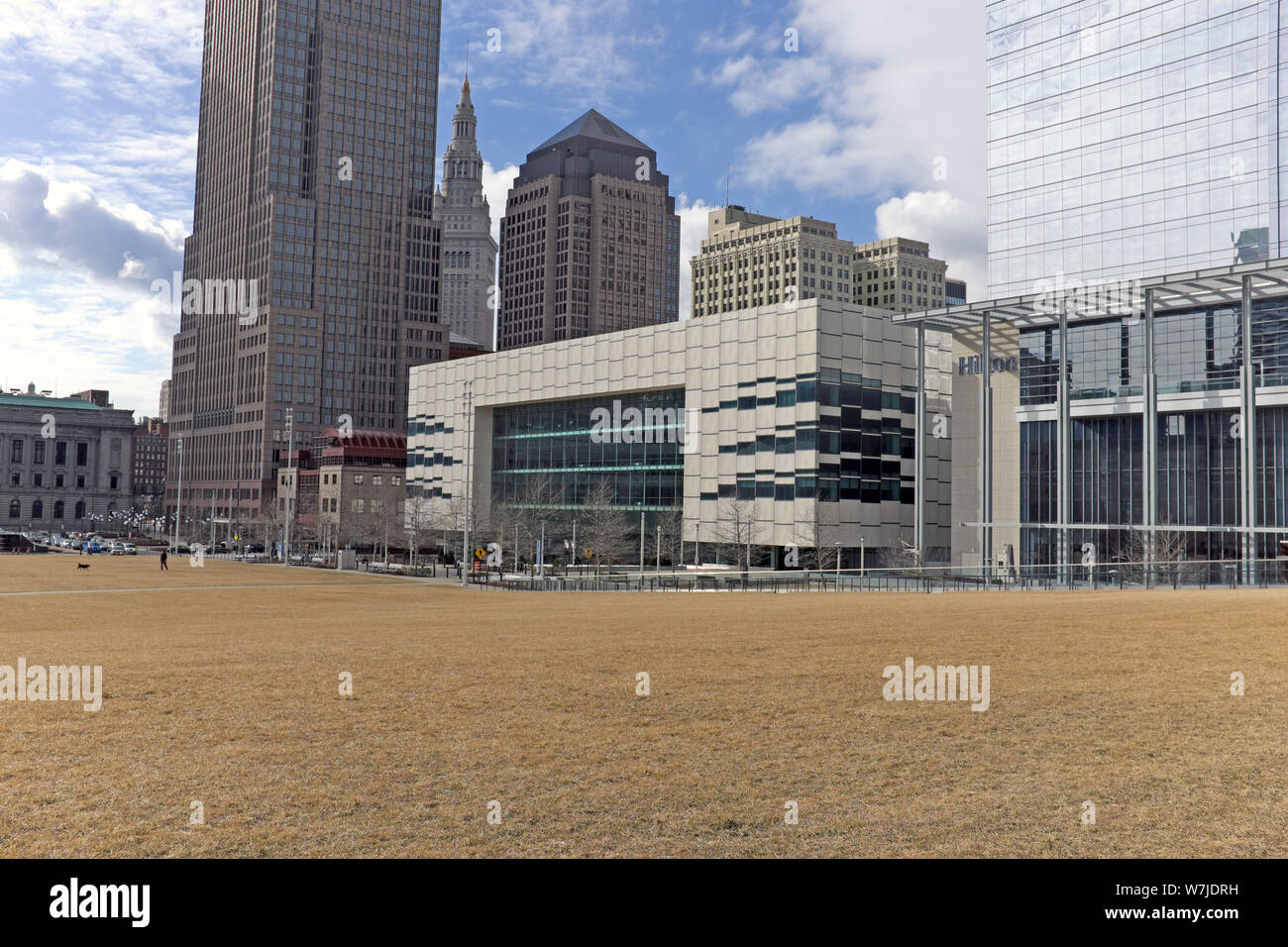 Il Centro Globale per l'innovazione sanitaria, conosciuto come il Mart medico di Cleveland, costruito accanto al Centro commerciale erboso B nel centro di Cleveland, Ohio, Stati Uniti. Foto Stock