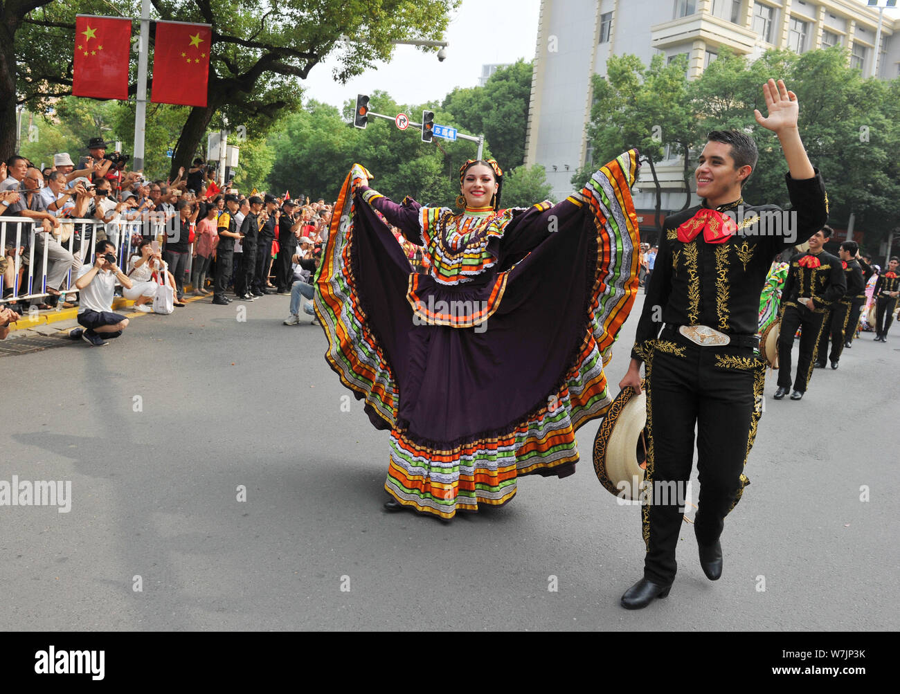 I membri dell'Australia banda della Università Autonoma di Chihuahua eseguire durante il quinto Nanchang tatuaggio militare di Nanchang City, est della Cina di Ji Foto Stock
