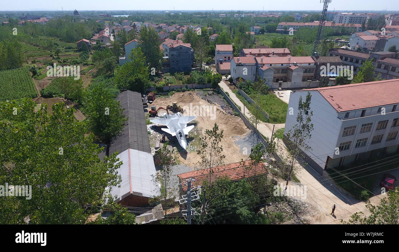 Vista aerea del modello a grandezza del J-20 Stealth Fighter Aircraft cinese di PLA (del Popolo della Esercito di Liberazione) Air Force costruito dal modello cinese un Foto Stock