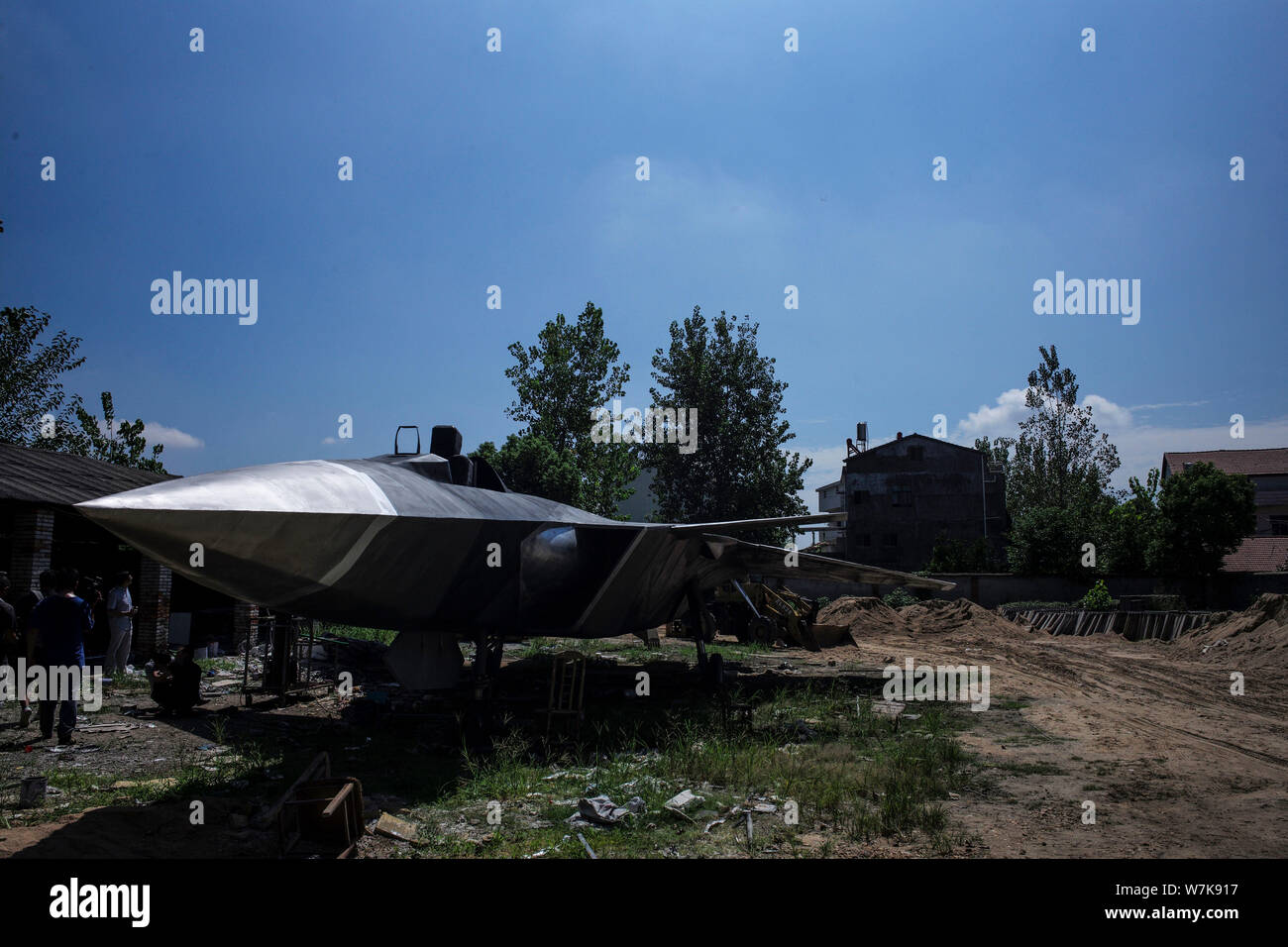 Il modello a grandezza del J-20 Stealth Fighter Aircraft cinese di PLA (del Popolo della Esercito di Liberazione) Air Force costruito dal modello cinese hobbyis aereo Foto Stock