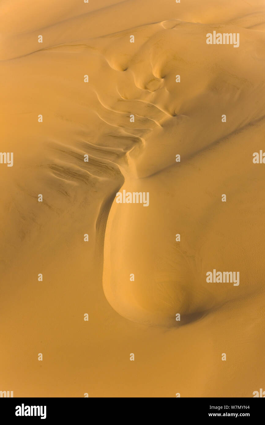 Vista aerea di dune di sabbia del deserto del Namib, Swakopmund, Namibia, Agosto 2008 Foto Stock