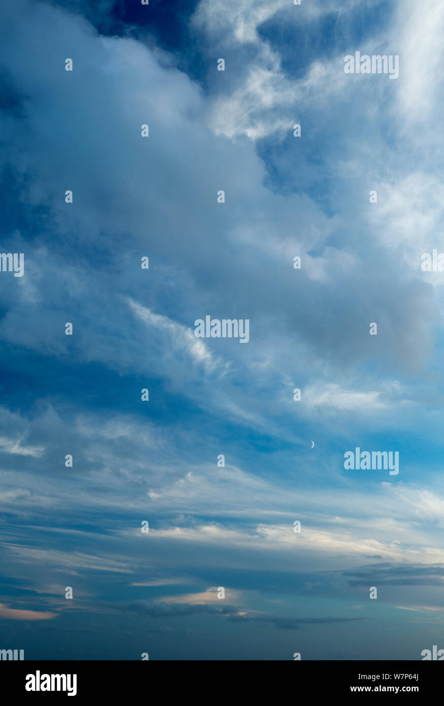 Estate cielo nuvole, Somerset, Regno Unito Foto Stock