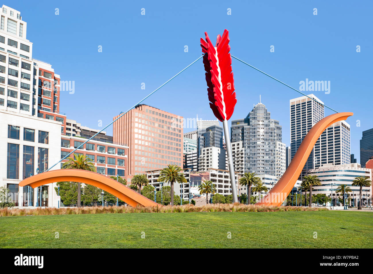 Arco e frecce di una scultura in Rincon Park, Embarcadero, San Francisco, California, USA, Giugno 2011 Foto Stock