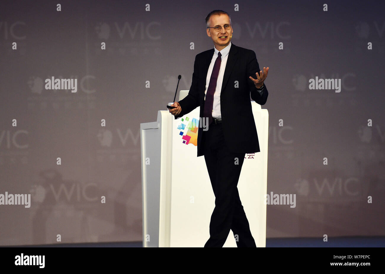 Viktor Mayer-Schonberger, professore di governance di Internet e del regolamento presso la Oxford Internet Institute, Università di Oxford, parla al principale f Foto Stock