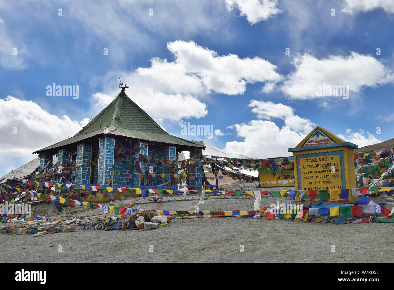 Ingresso di Chang Thang, ad un'altitudine di 5328m, il secondo più alto passano nel mondo, Ladakh, India, ottobre 2012 Foto Stock