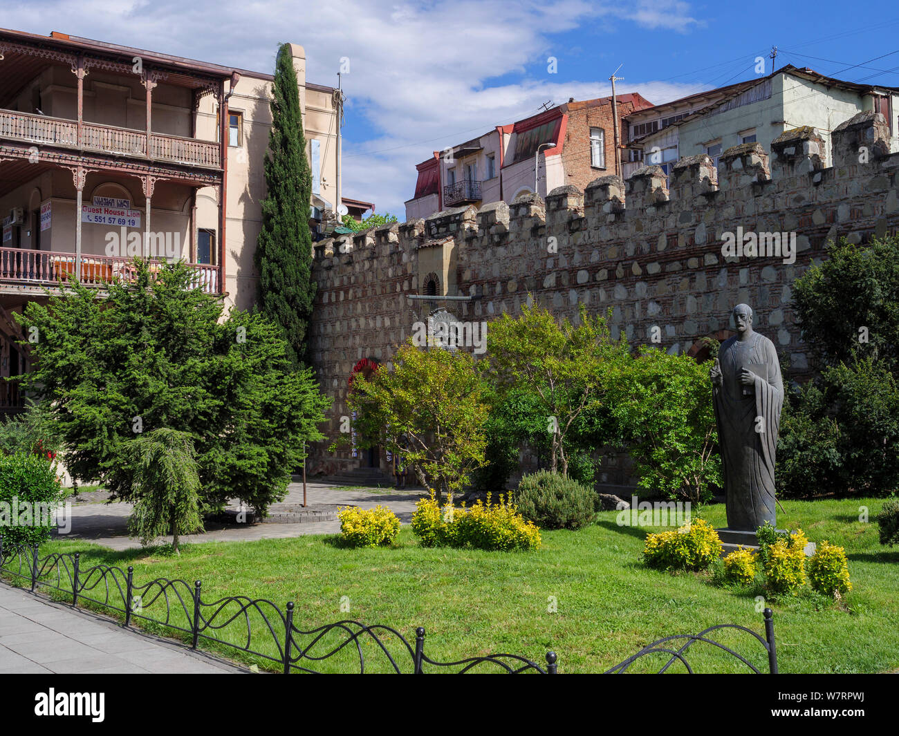 Parete della città a Pushkin San , Tbilisi, Georgia, Europa Foto Stock