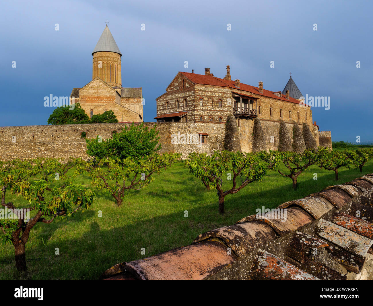 Alaverdi-Alawerdi monastero con Chiesa San Giorgio di Kakheti, Georgia, Europa Foto Stock