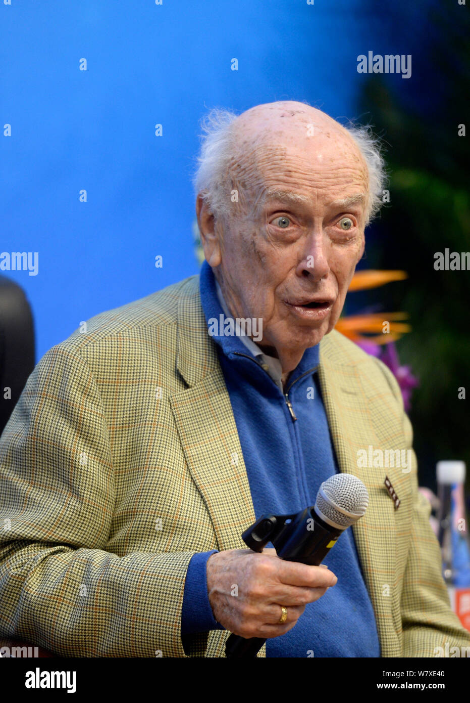 American biologo molecolare James Watson, uno dei co-scopritori della struttura del DNA e il vincitore della 1962 Premio Nobel in fisiologia o Medic Foto Stock