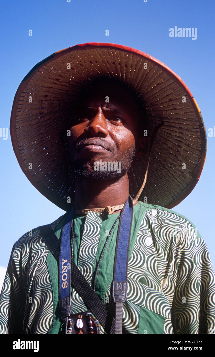 Ritratto di Hausa giornalista, Mirriah, Niger, 2005. Foto Stock