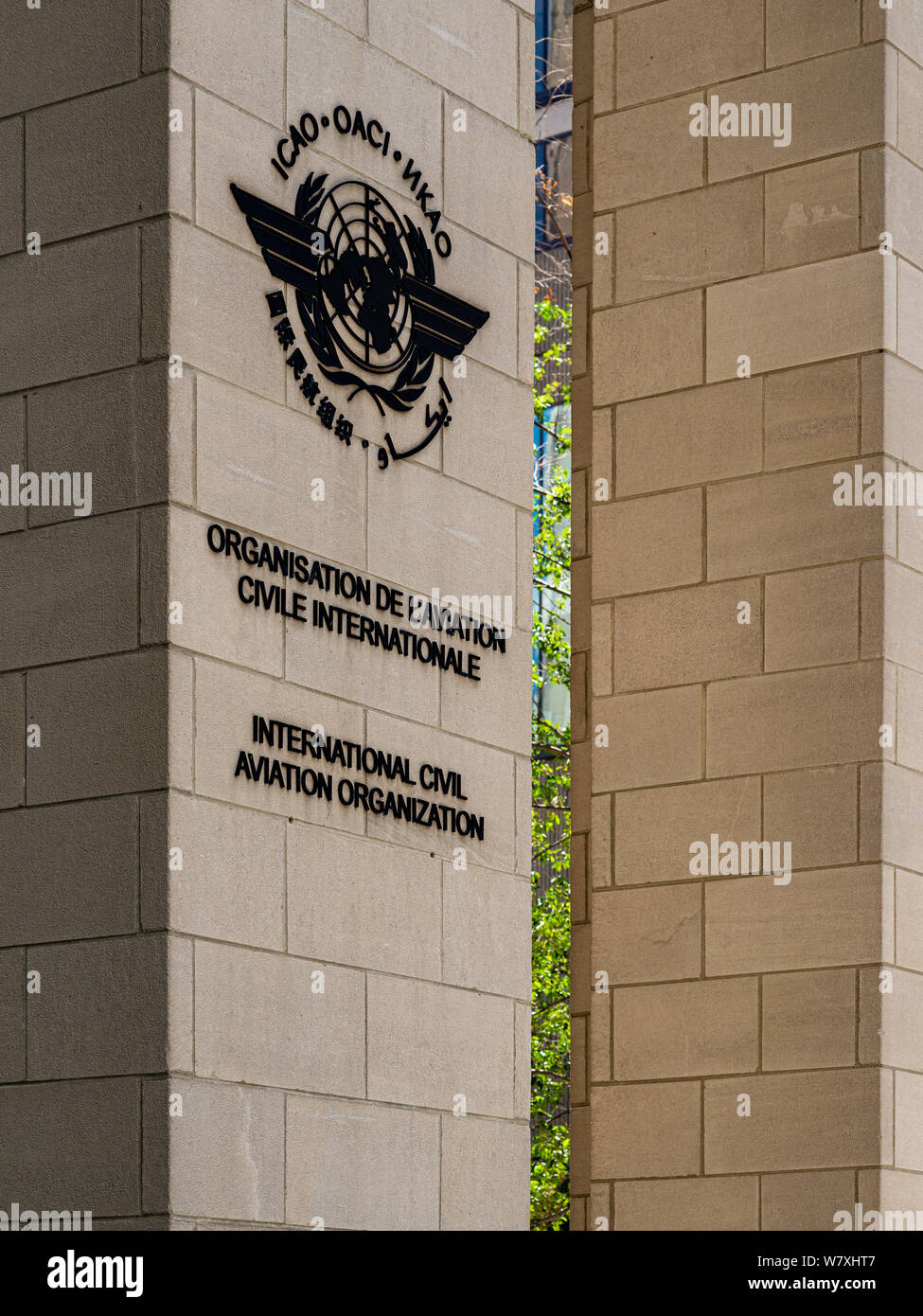 Montreal, Canada - 6 Agosto 2019: Organizzazione Internazionale Aviazione Civile segno su esterno dell'edificio. Prese su una soleggiata mattina d'estate Foto Stock