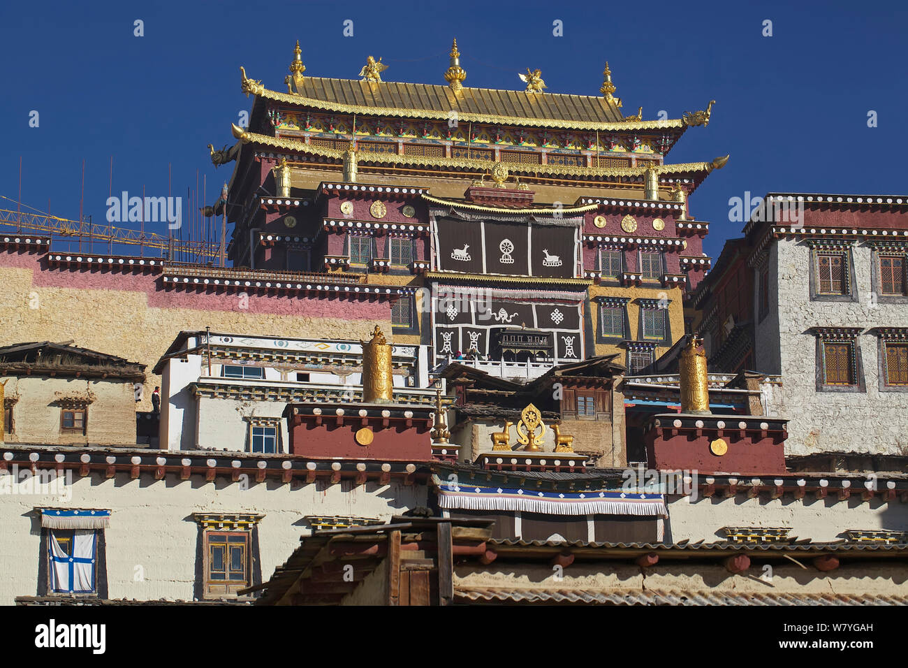 Ganden Sumtseling monastero Gyaitang Zong, Zhongdian County, nella provincia dello Yunnan in Cina, Gennaio 2014. Foto Stock