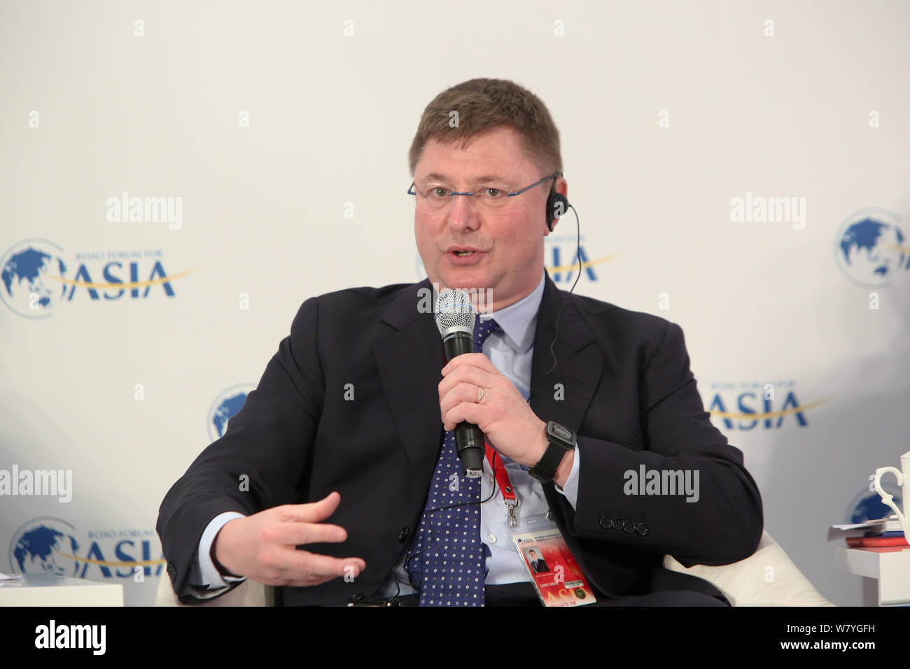 Aldo Fumagalli, presidente di Candy SpA e Direttore del Settore di attività "Lavaggio apparecchi", assiste il 'Portare artigianalità torna alla fabbricazione di' s Foto Stock