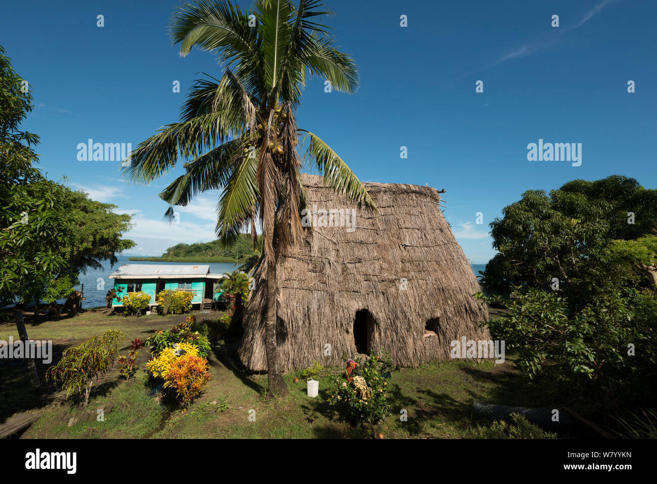 Bure tradizionali o capanna Fijiano, Mali Isola, Provincia di Macuata, Figi, South Pacific. Agosto 2013 Foto Stock